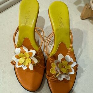 Charles David - Beautiful yellow and orange high heels